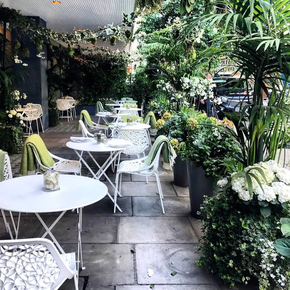 The Sanderson Hotel London Outdoor Restaurant Furniture DeFrae