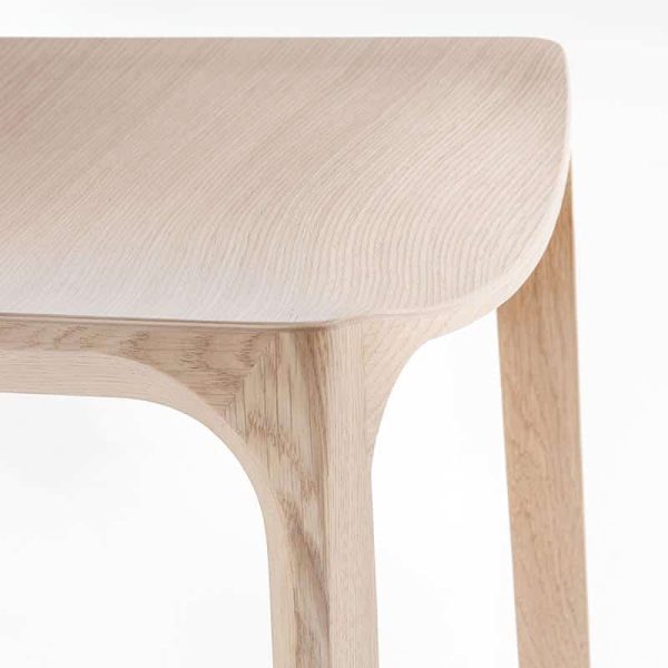 Frida Oak Side Chair Pedrali at DeFrae Contract Furniture close up