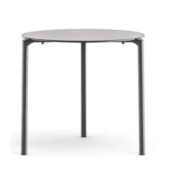 Jump Table TJ3 Pedrali at DeFrae Stackable Outdoor Complete Table