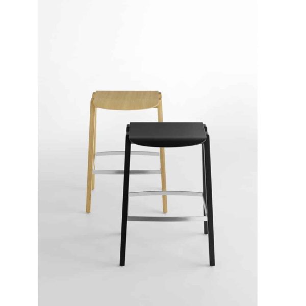 Mixis Bar Stool Crassevig at DeFrae Contract Furniture Range
