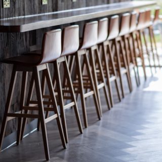 Holiday Inn Winchester Bar Furniture by DeFrae Contract Furniture