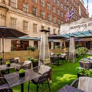 Forecourt at the Grosvenor House Hotel London outdoor furniture alfresco dining by DeFrae Contract Furniture Header