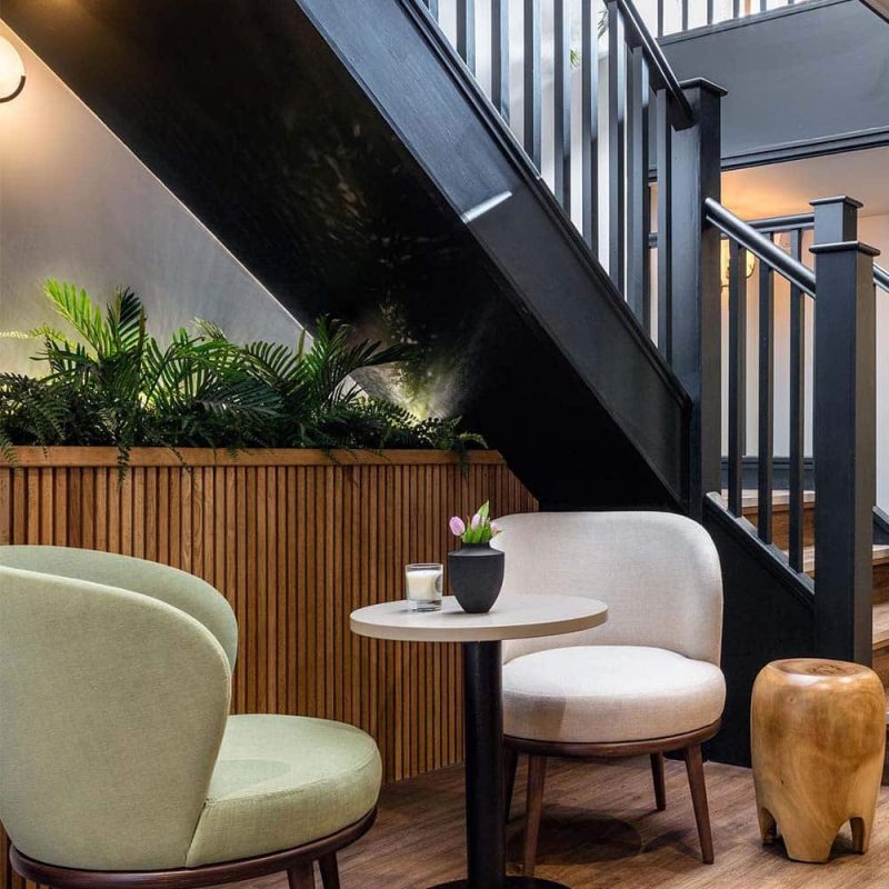 Audrey Easy Assent Chair DeFrae Contract Furniture at WIne Rooms Cambridge