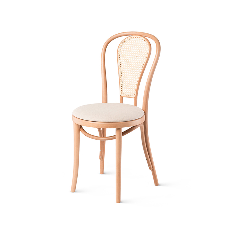 Premium bentwood chair with tulip-shaped cane back. Choose wooden or upholstered seat. Ideal for hotels, restaurants, cafés and stadium lounges.
