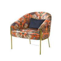 Viola 008 is a modern tub lounge chair for hotels, bars and members’ clubs. Upholster in bouclé, velvet or COM with a RAL powder-coat frame.